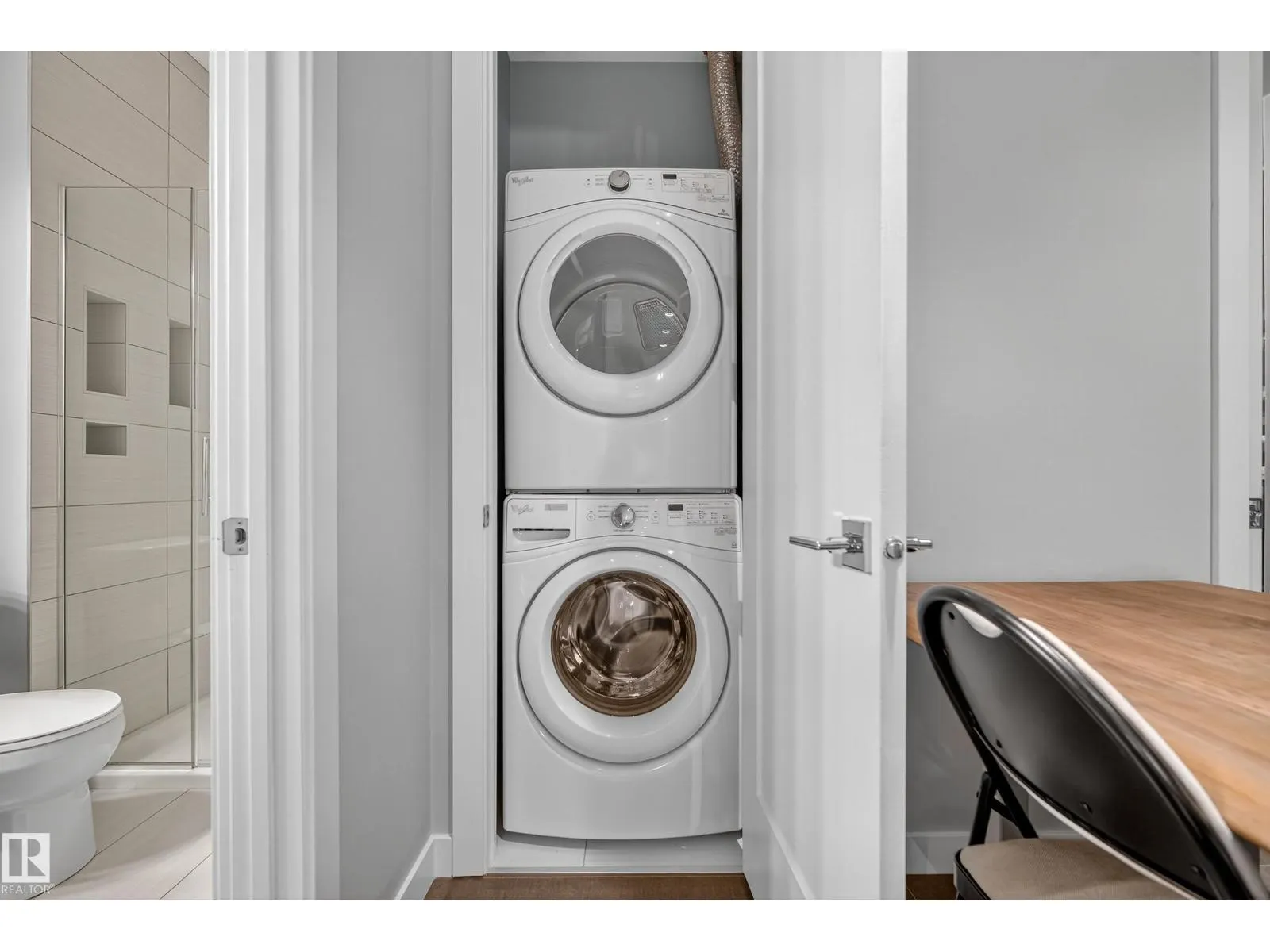 #2901 10238 103 ST NW