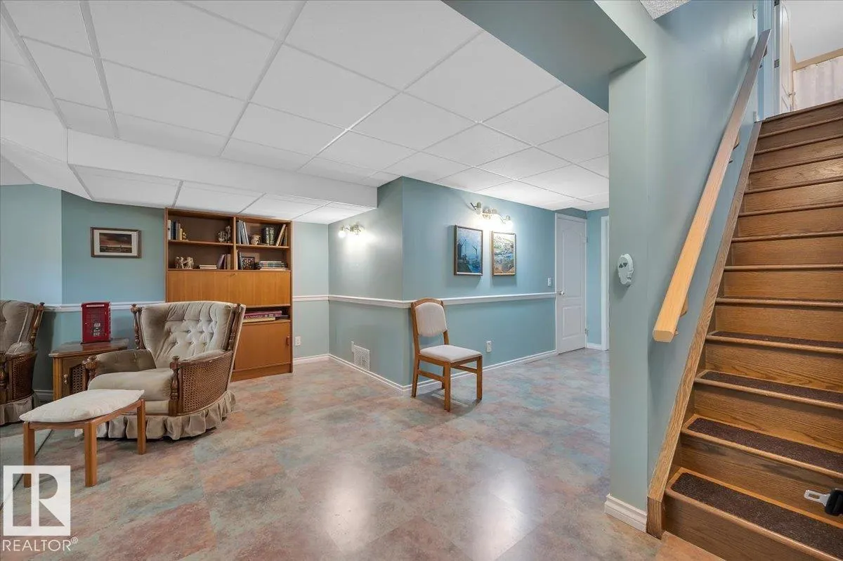 312 BURTON RD NW