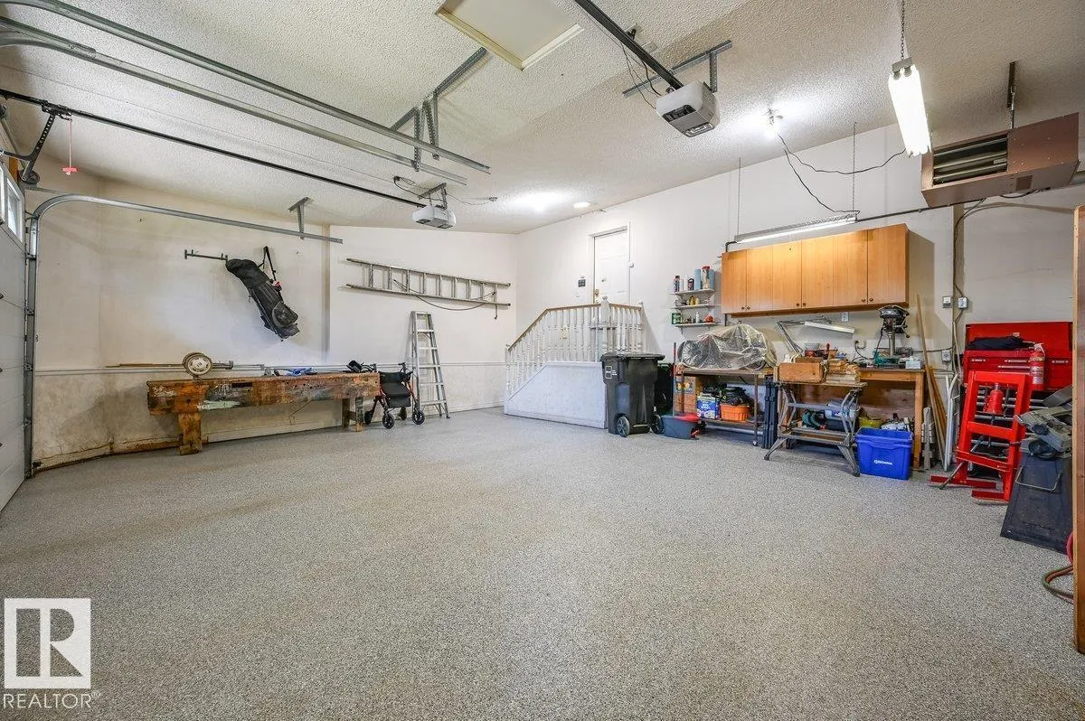 312 BURTON RD NW