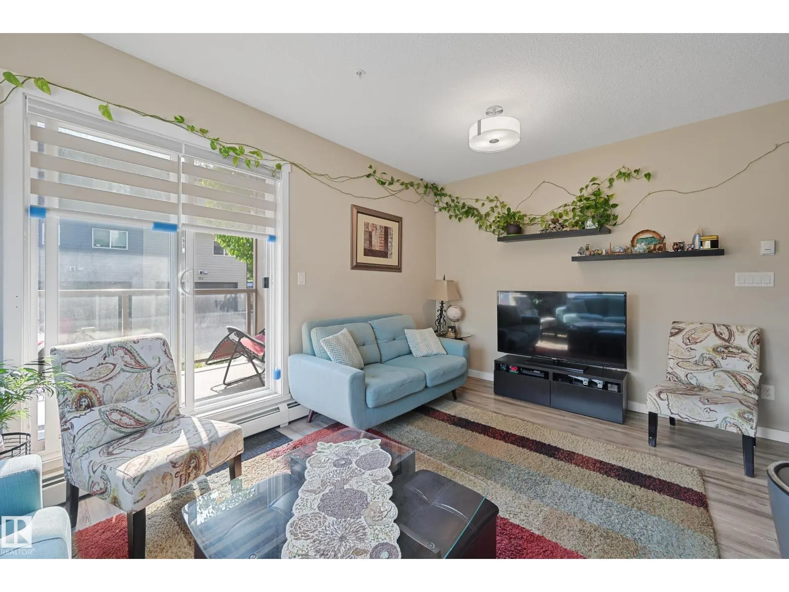 #102 812 WELSH DR SW SW