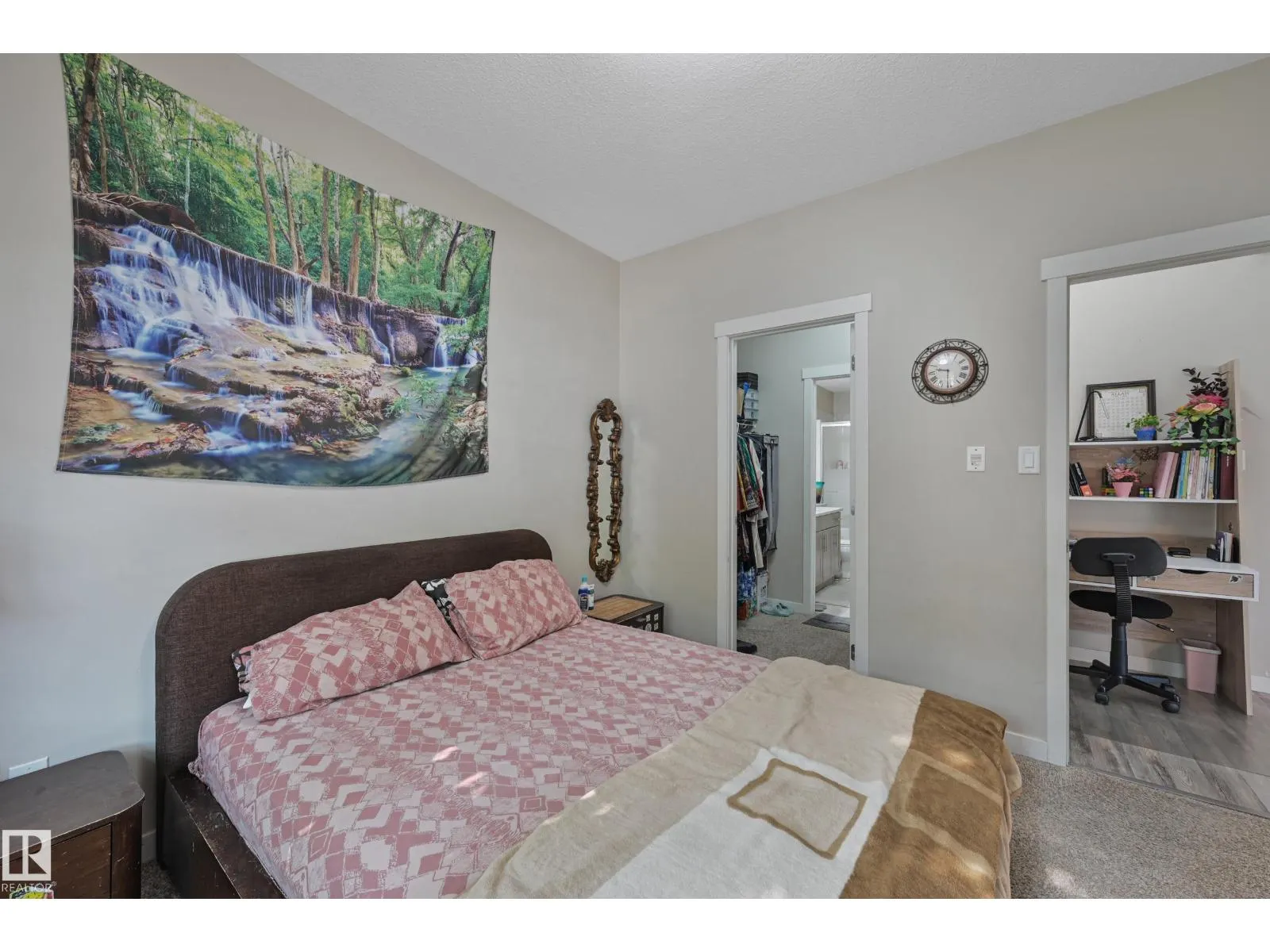 #102 812 WELSH DR SW SW