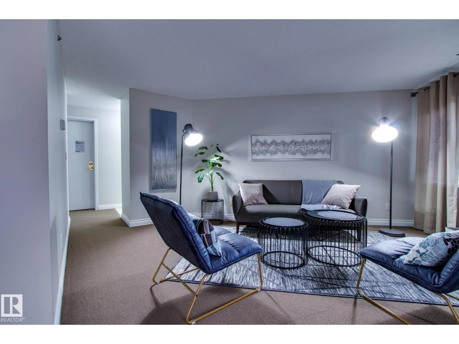 #304 10130 114 ST NW