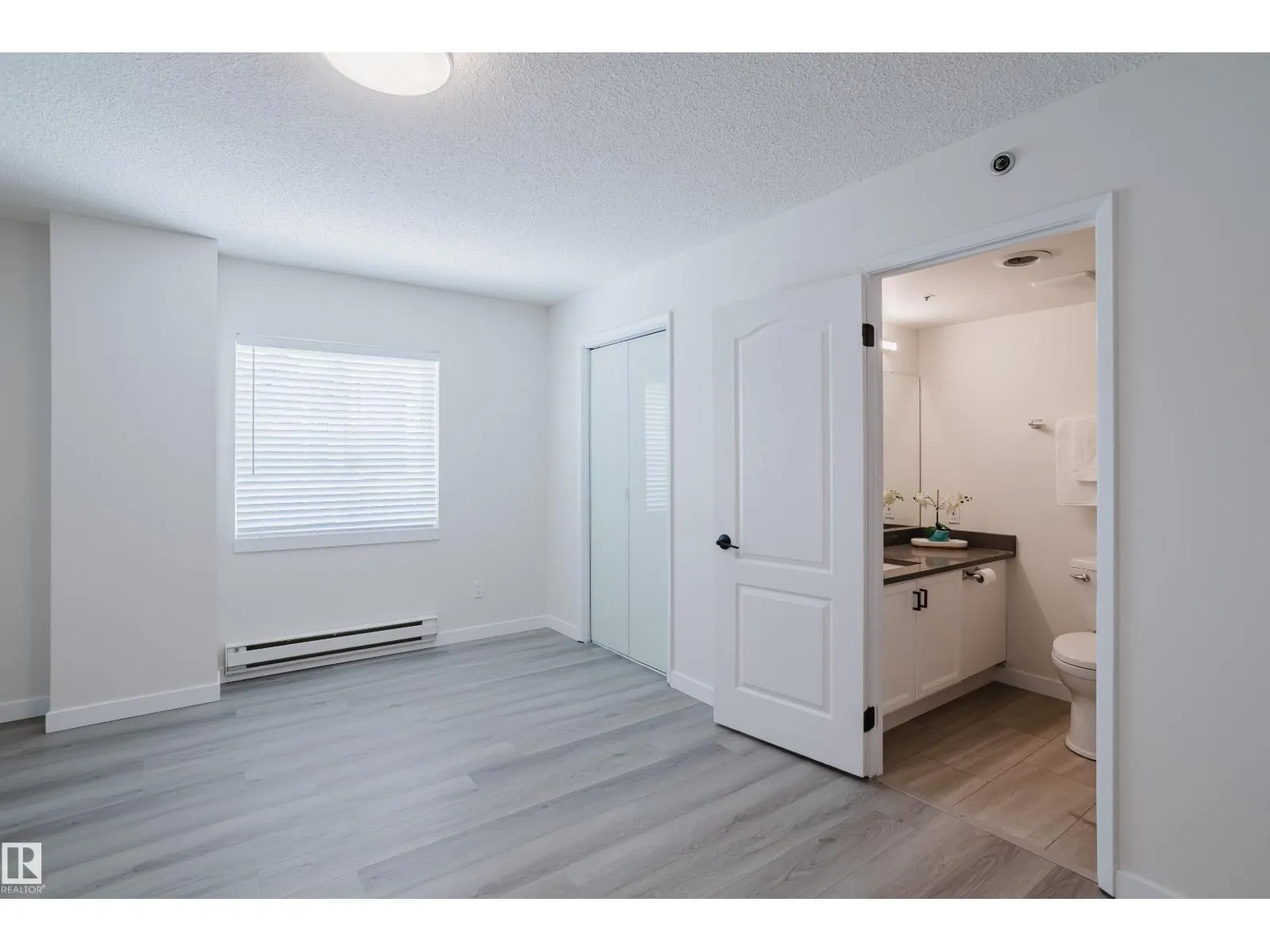 #304 10130 114 ST NW
