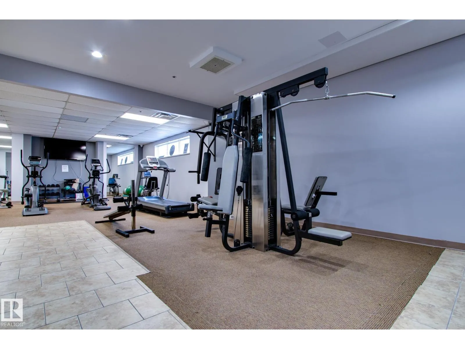 #304 10130 114 ST NW
