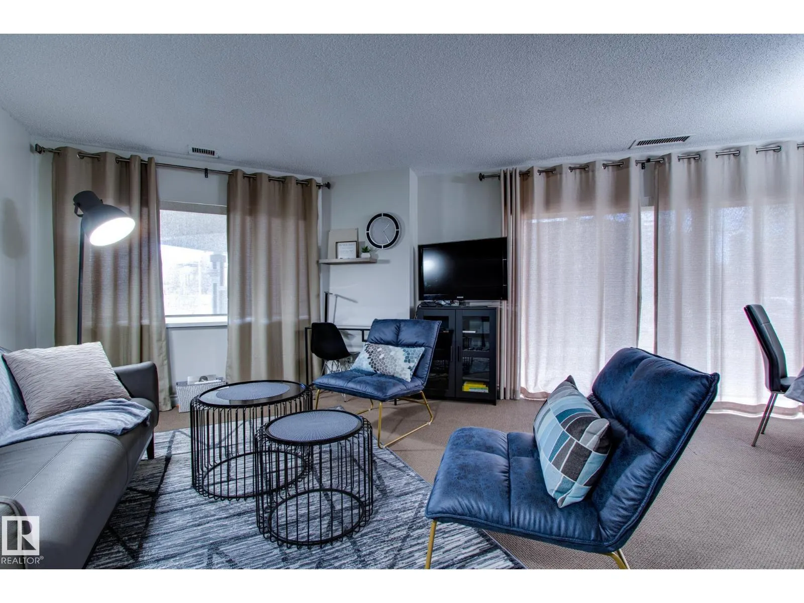 #304 10130 114 ST NW