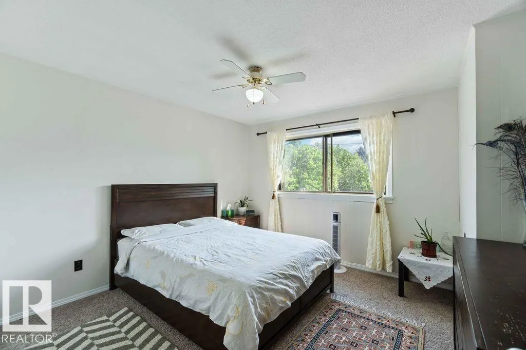12040 50 ST NW