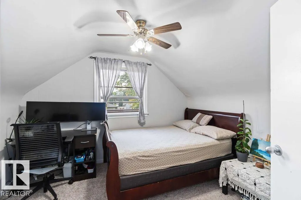 12040 50 ST NW