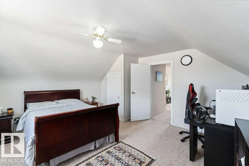 12040 50 ST NW
