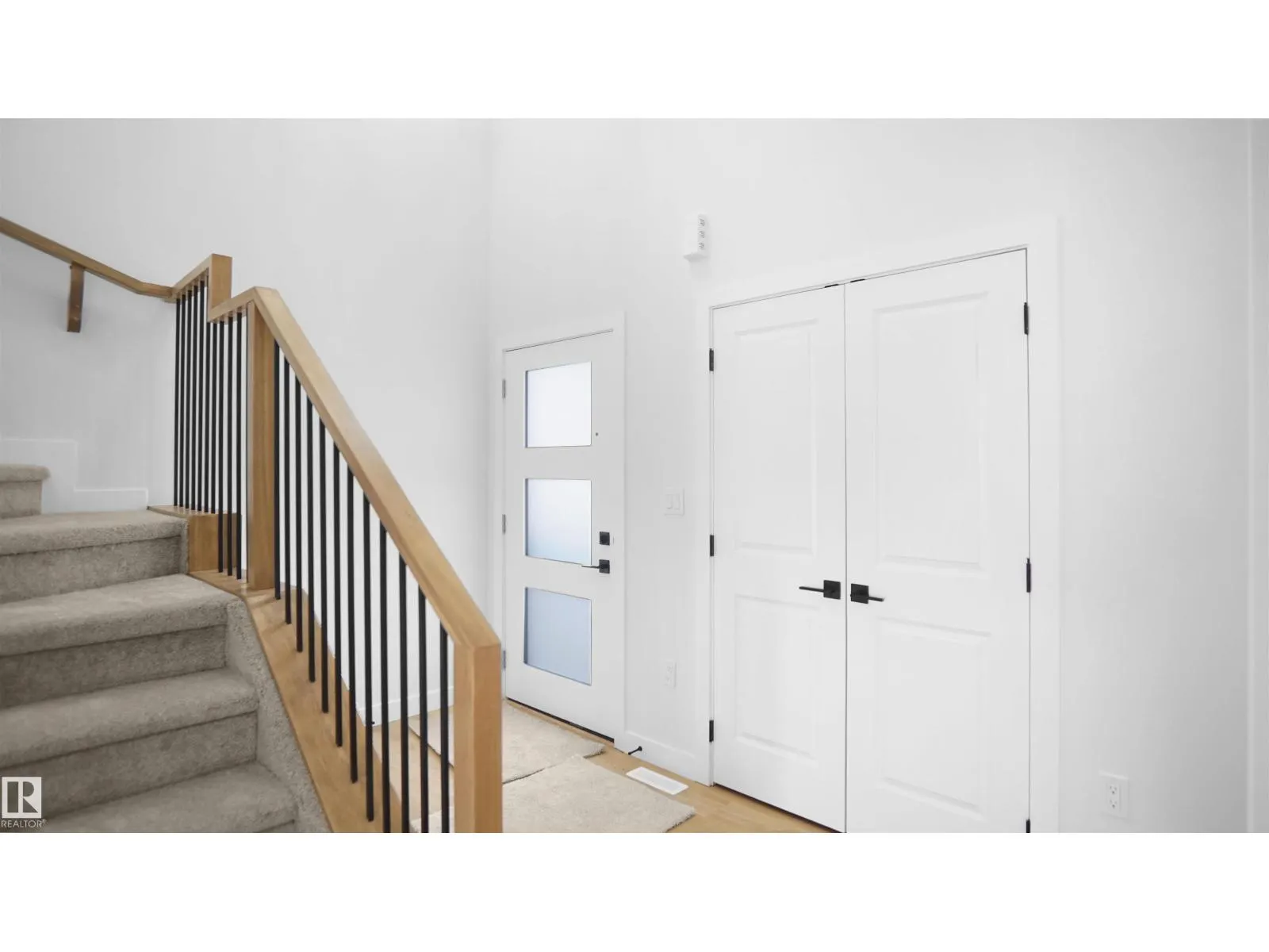 10 Axelwood Crescent