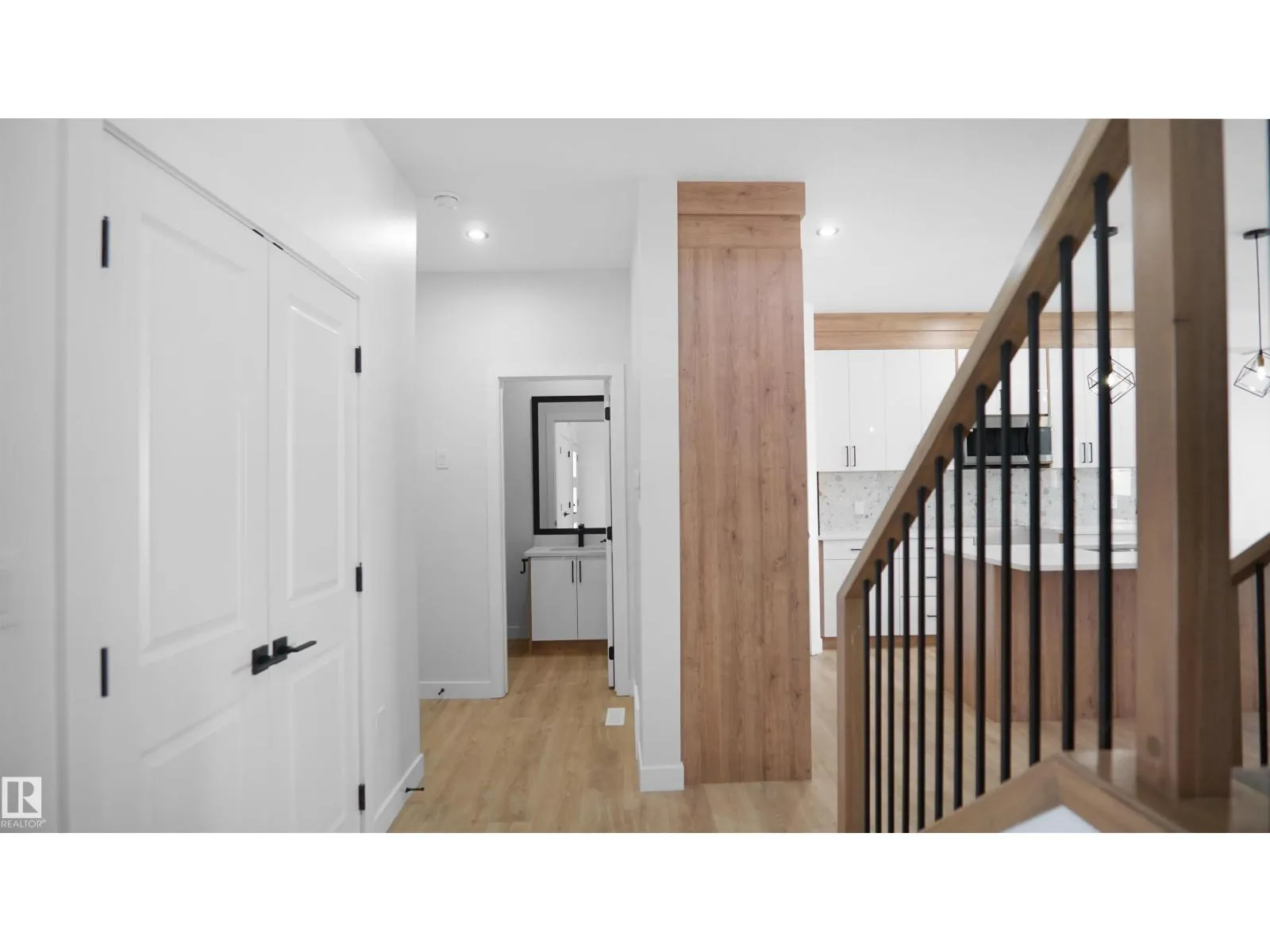 10 Axelwood Crescent