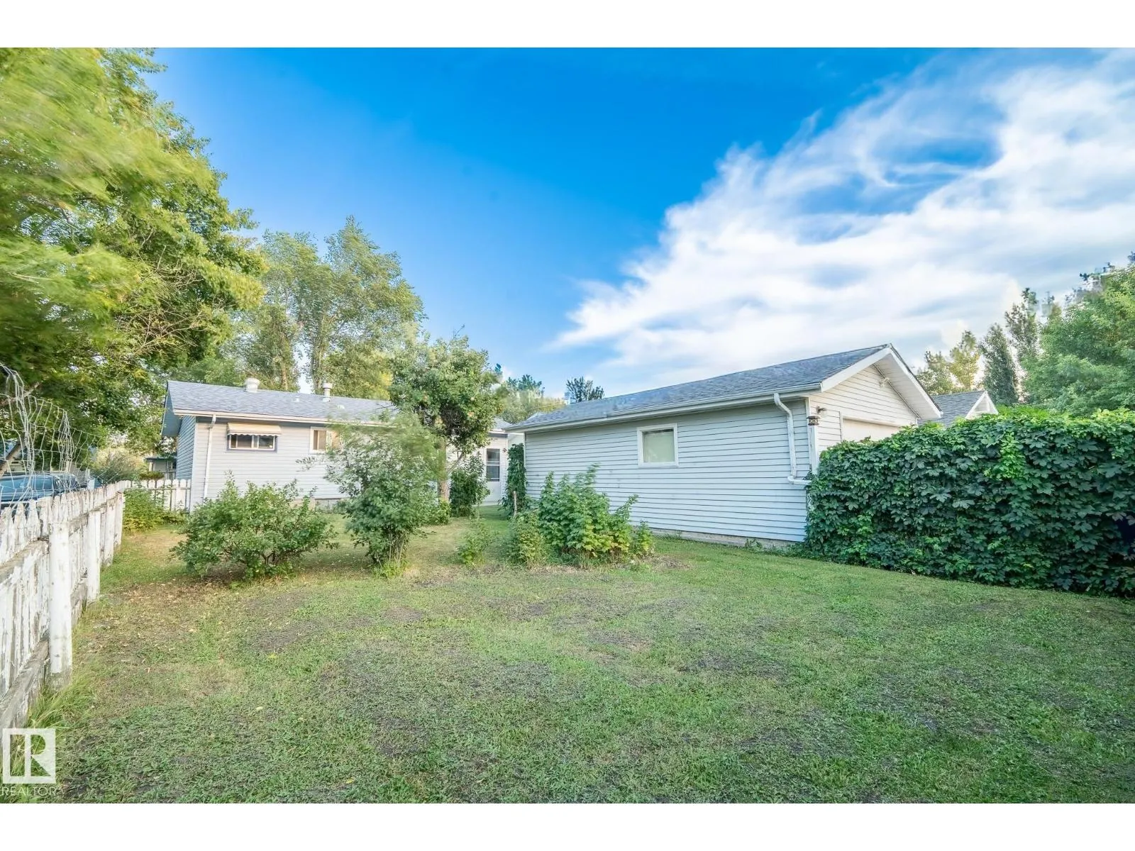 3912 52 st