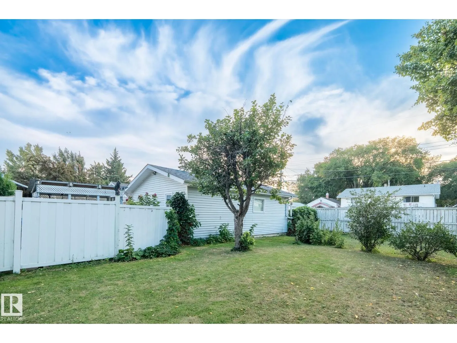 3912 52 st