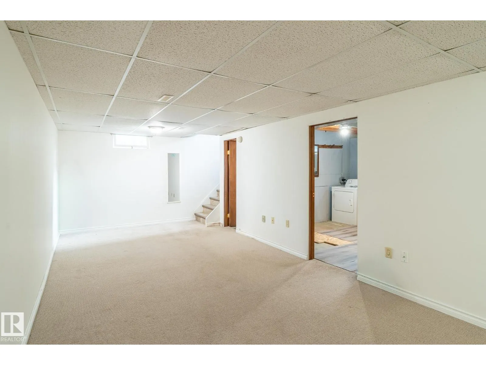 3912 52 st
