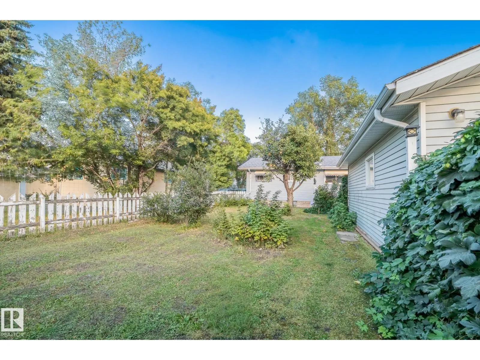 3912 52 st