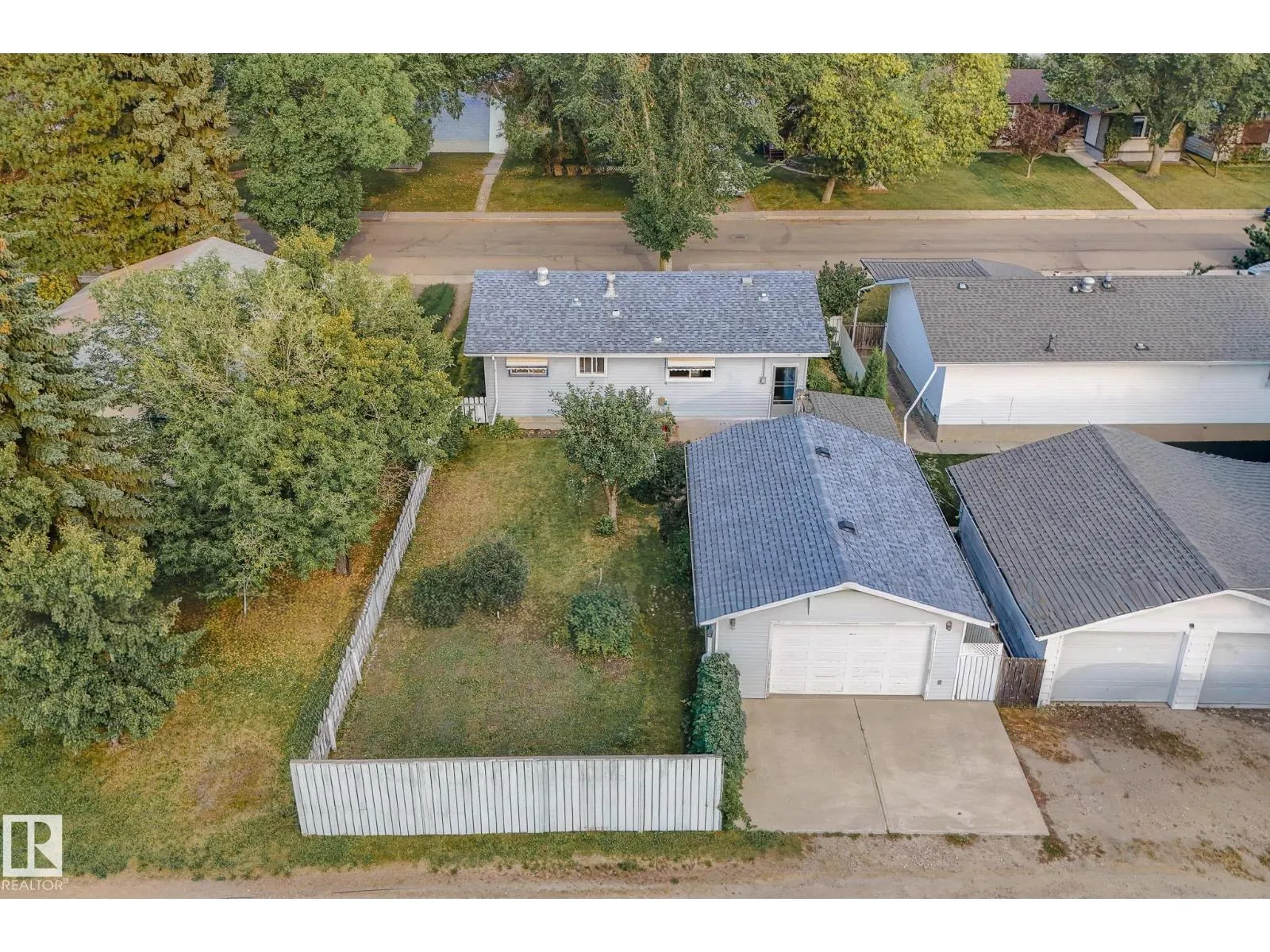 3912 52 st