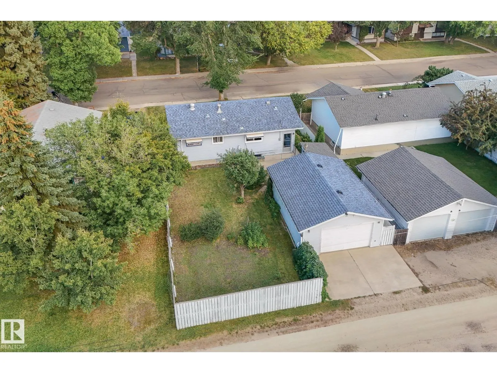 3912 52 st