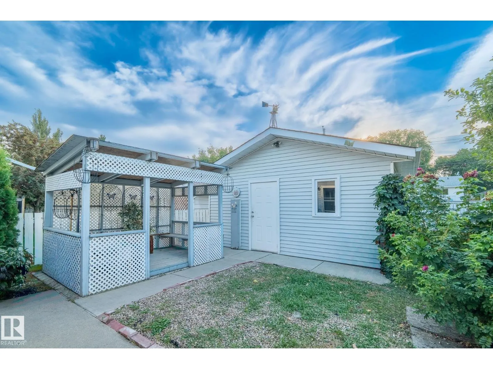 3912 52 st
