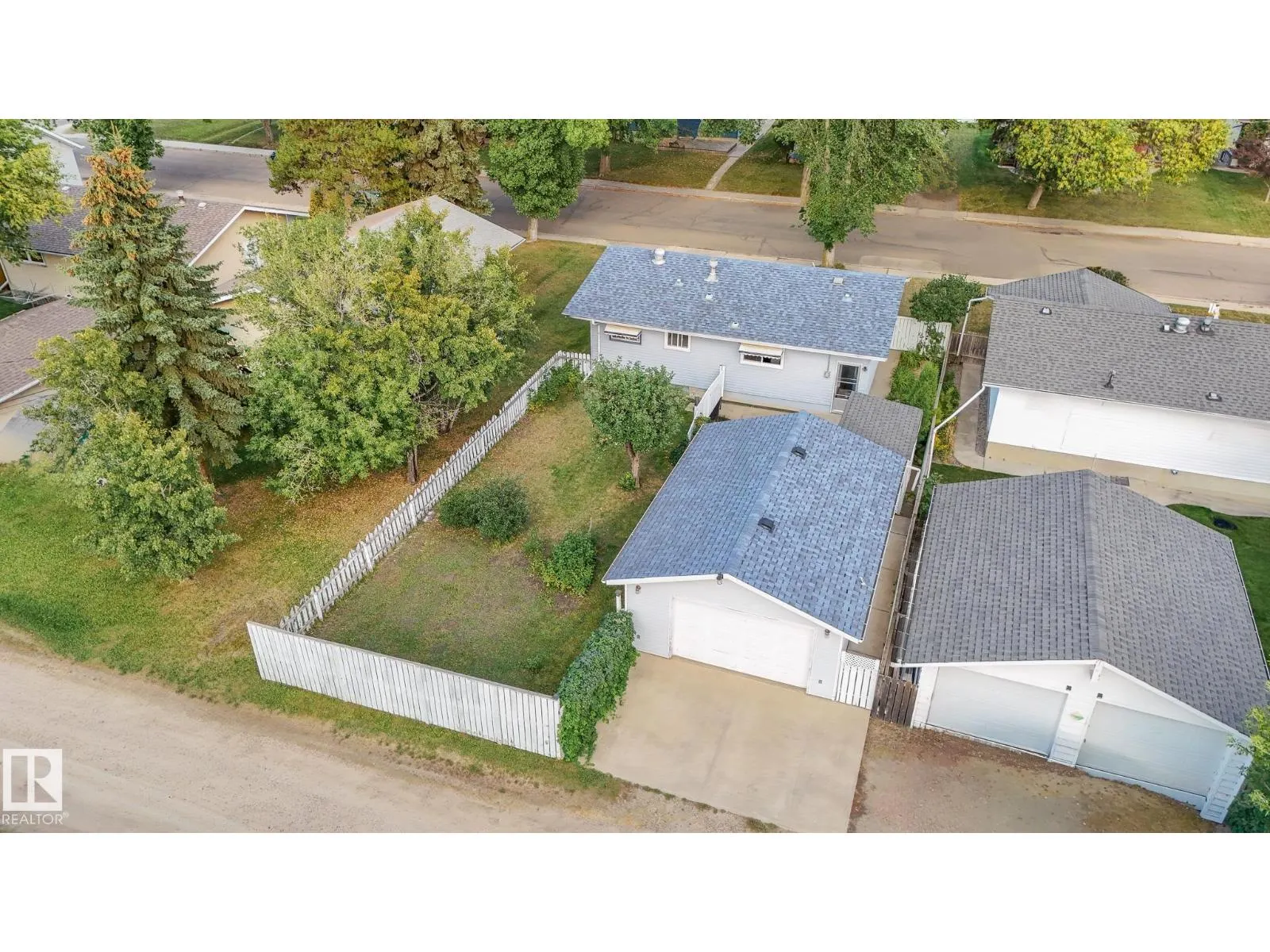 3912 52 st
