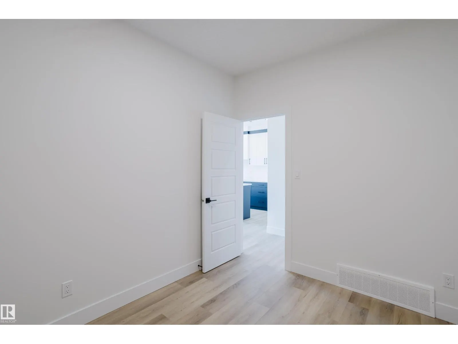 298 Munn WY