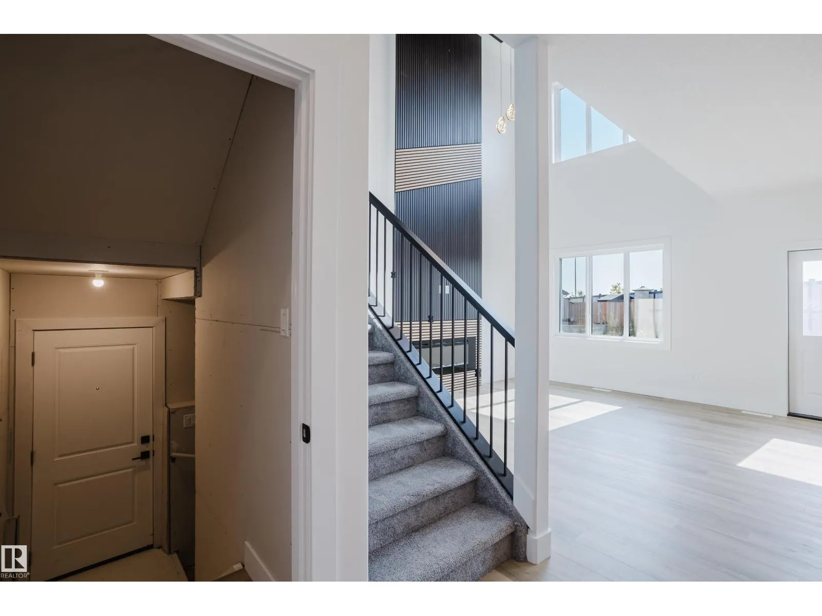 298 Munn WY