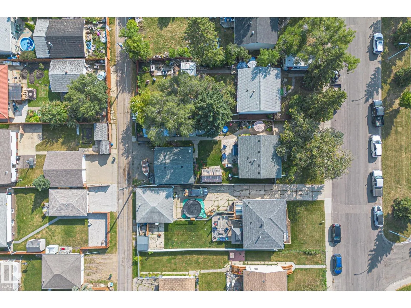 9135 155 ST NW
