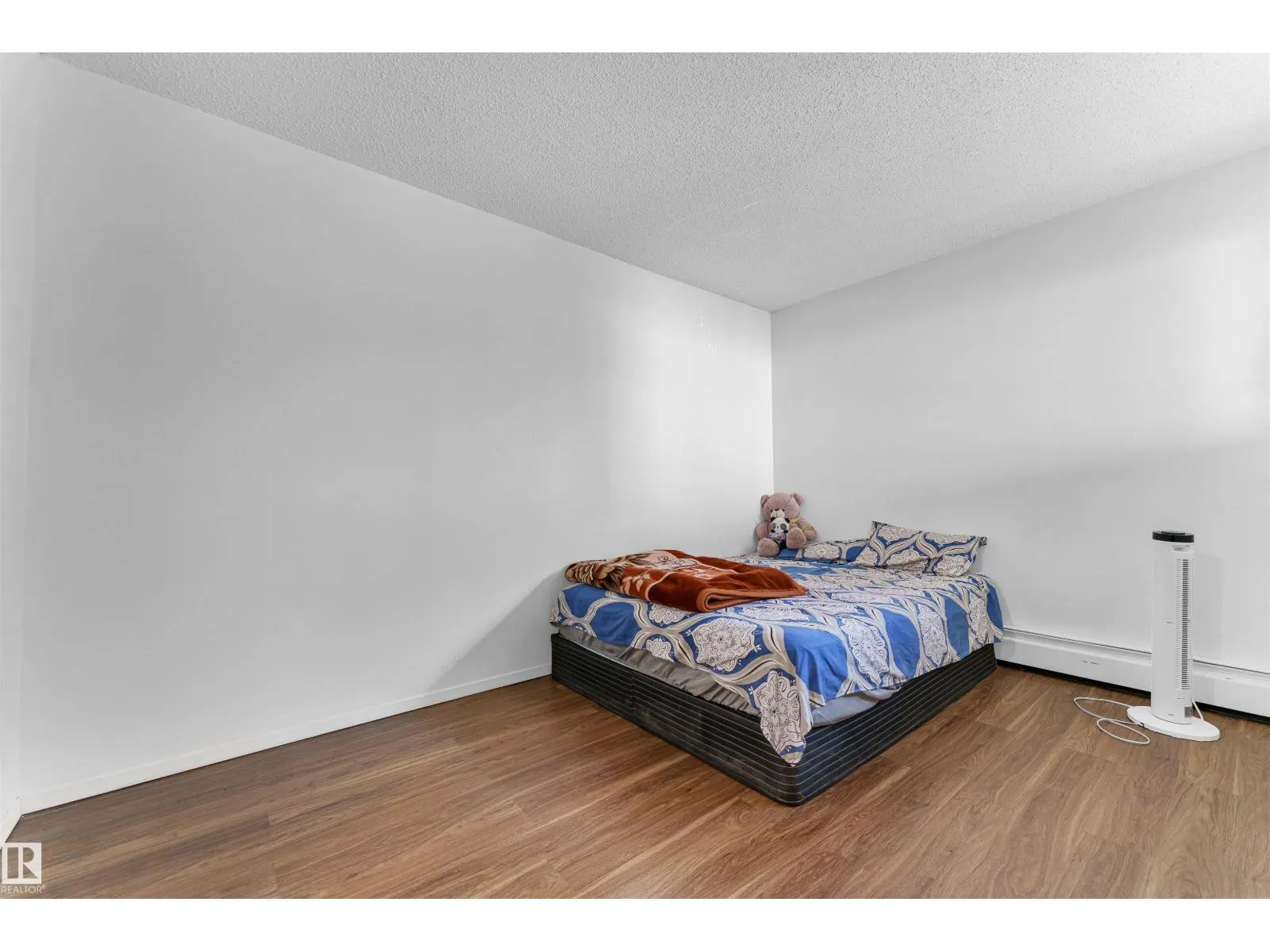 #208 1620 48 ST NW
