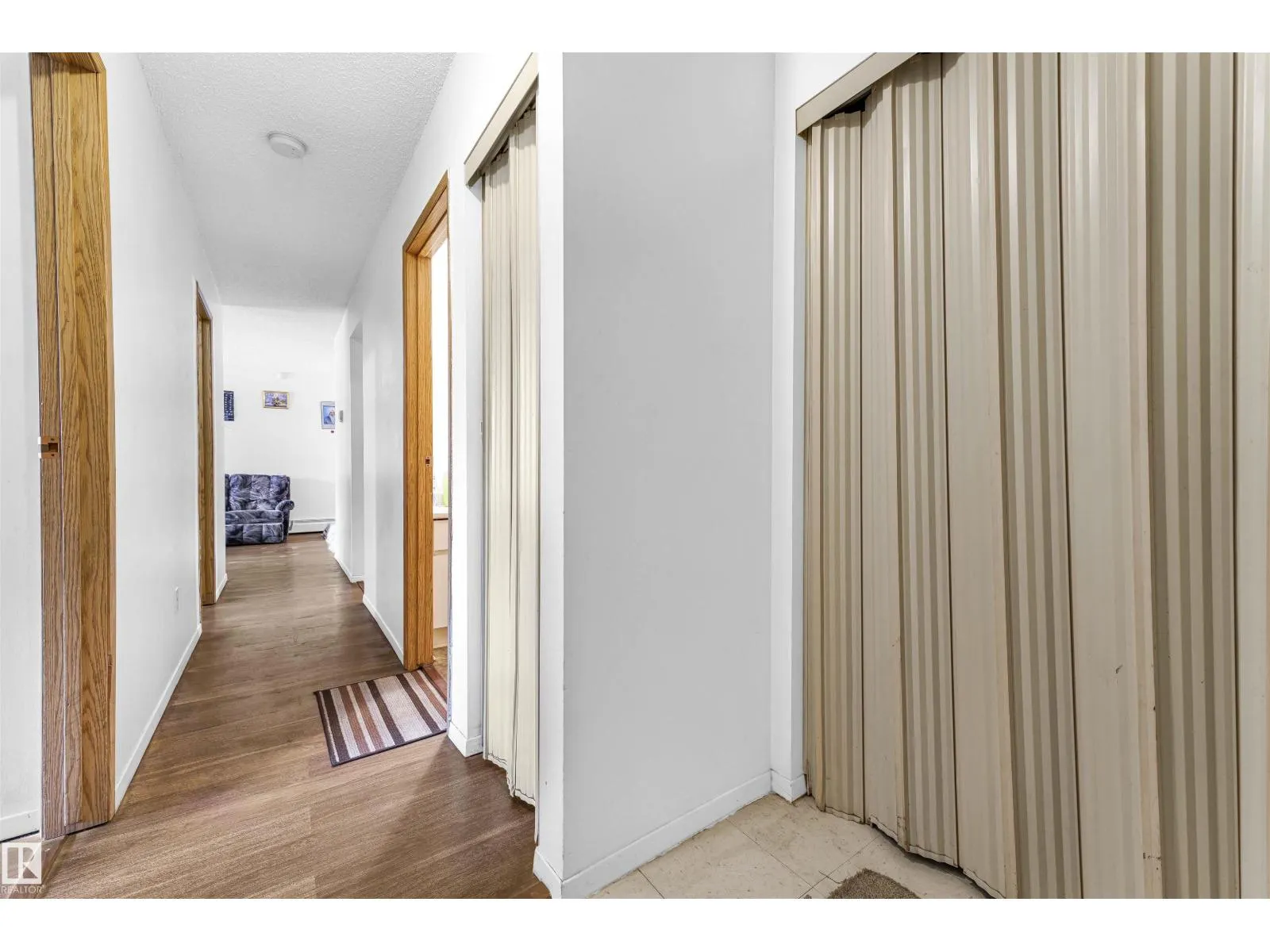 #208 1620 48 ST NW