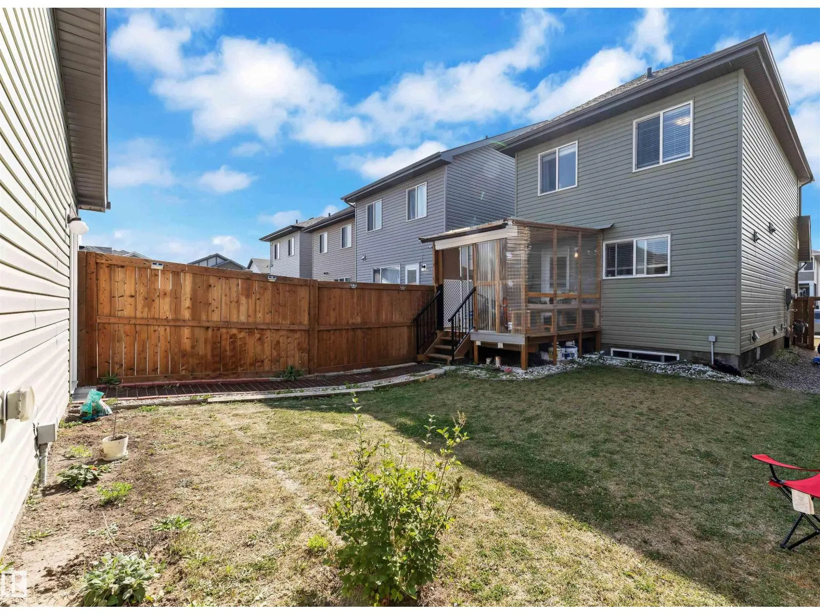 4620 175 AV NW