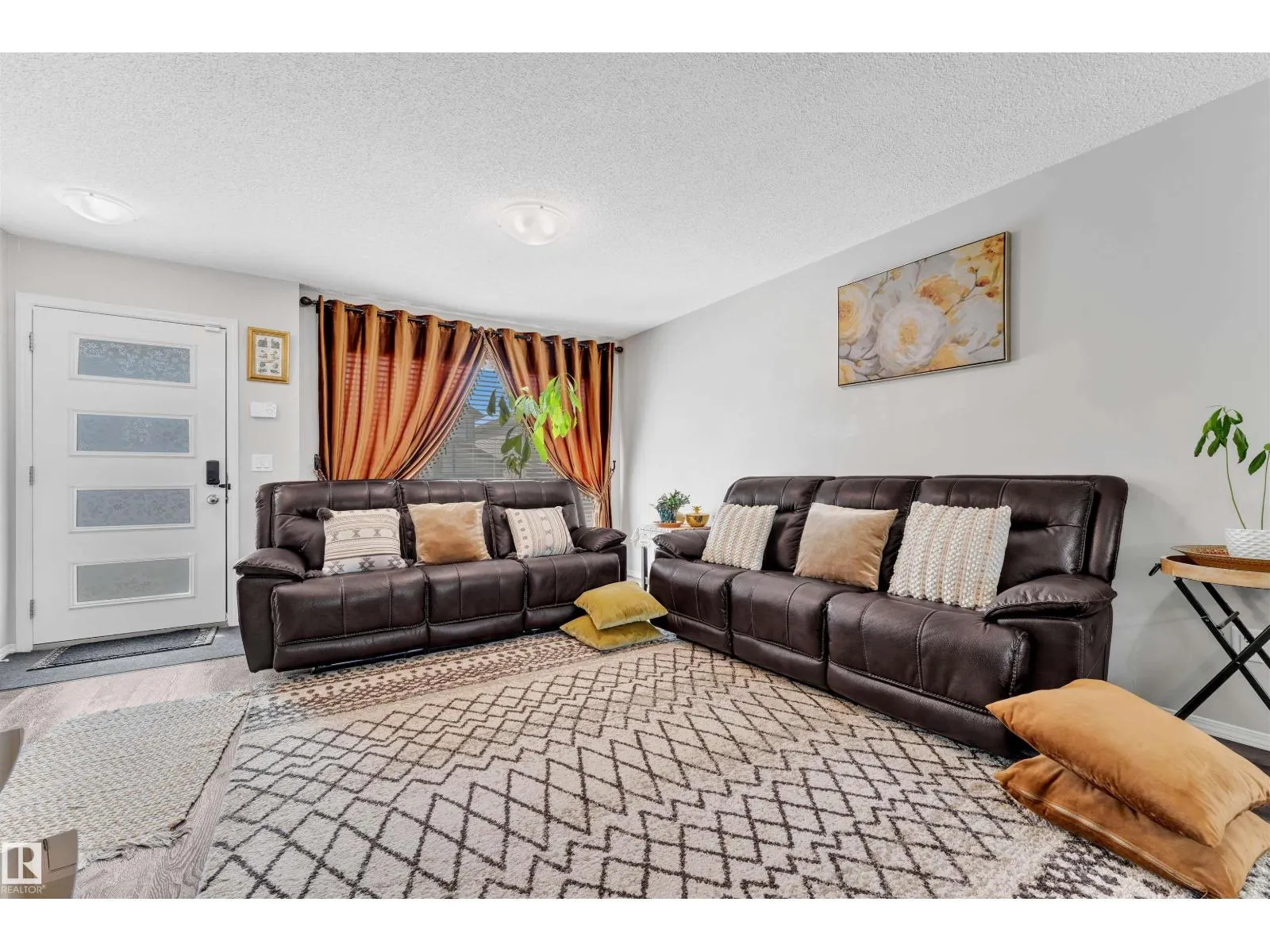 4620 175 AV NW