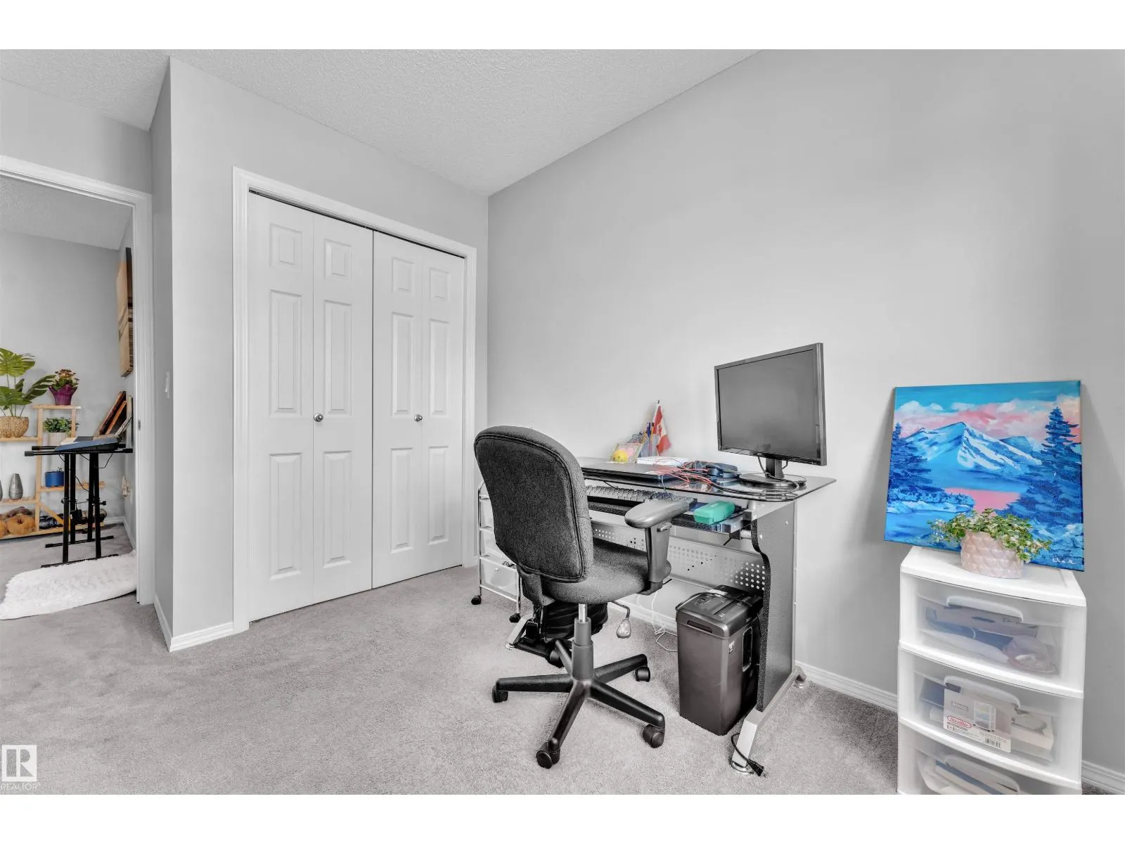4620 175 AV NW