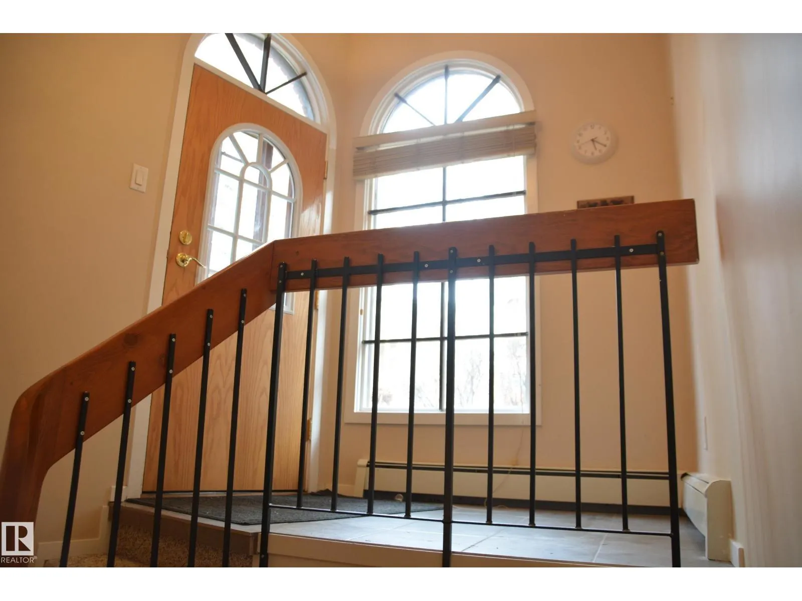 11176 83 AV NW