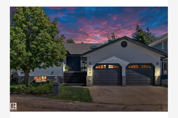424 BUTCHART DR NW