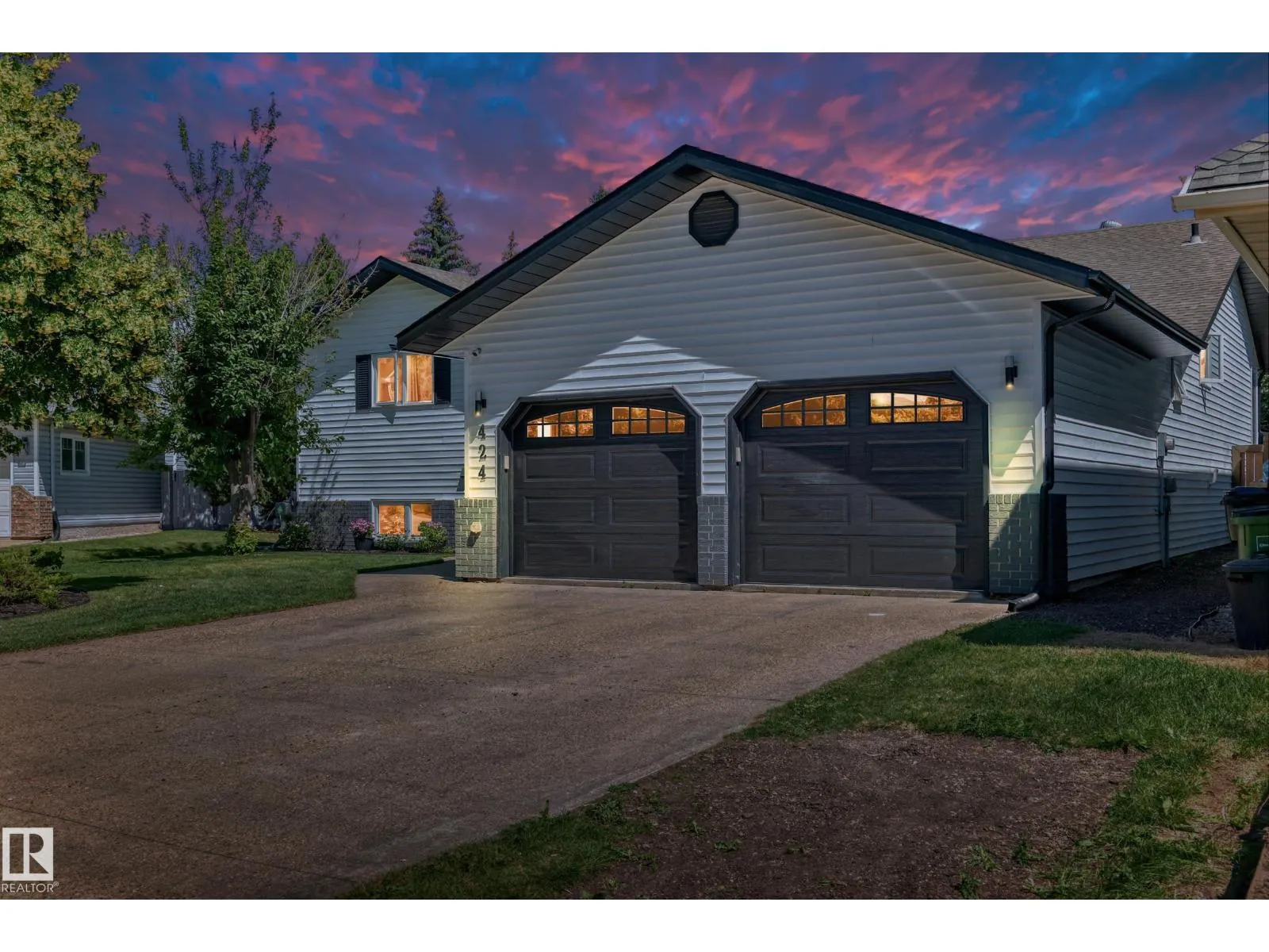 424 BUTCHART DR NW