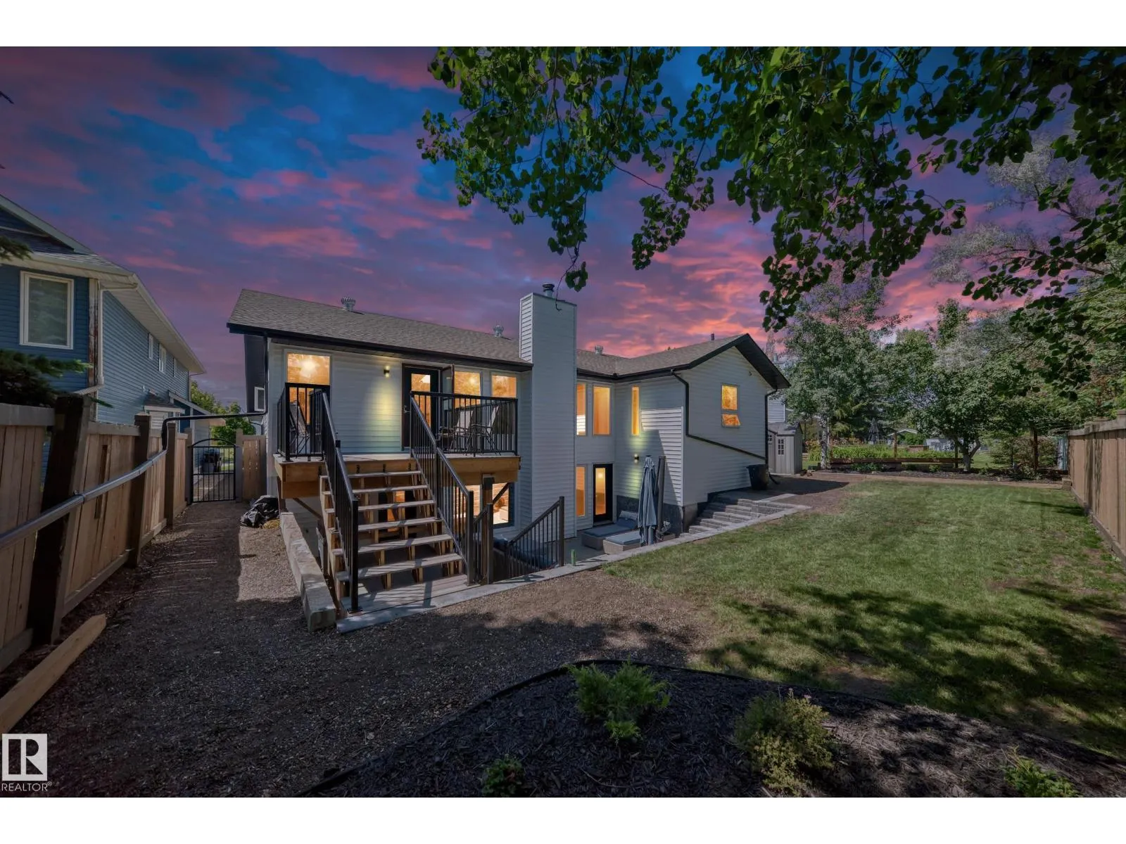 424 BUTCHART DR NW