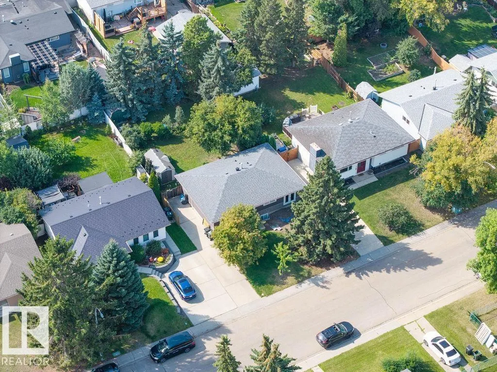 18 GLAMORGAN DR