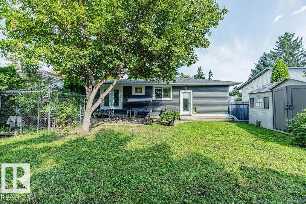 18 GLAMORGAN DR