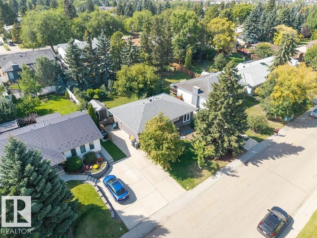 18 GLAMORGAN DR