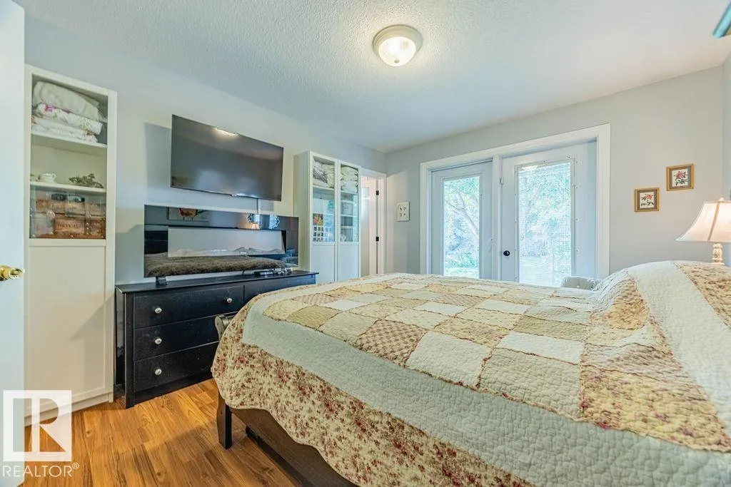 18 GLAMORGAN DR