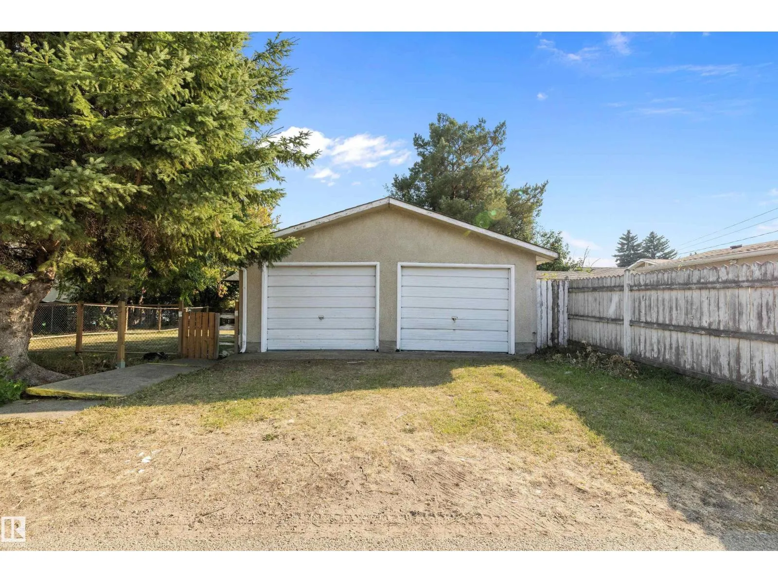 3412 114 AV NW