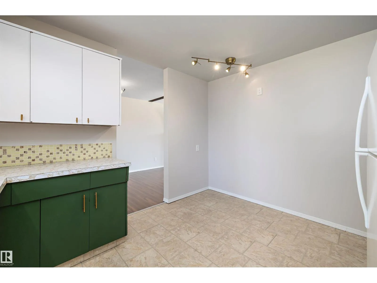 3412 114 AV NW