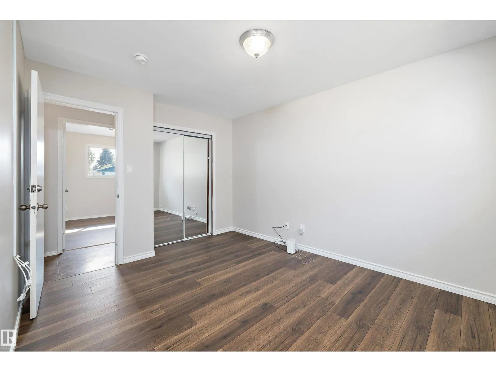 3412 114 AV NW