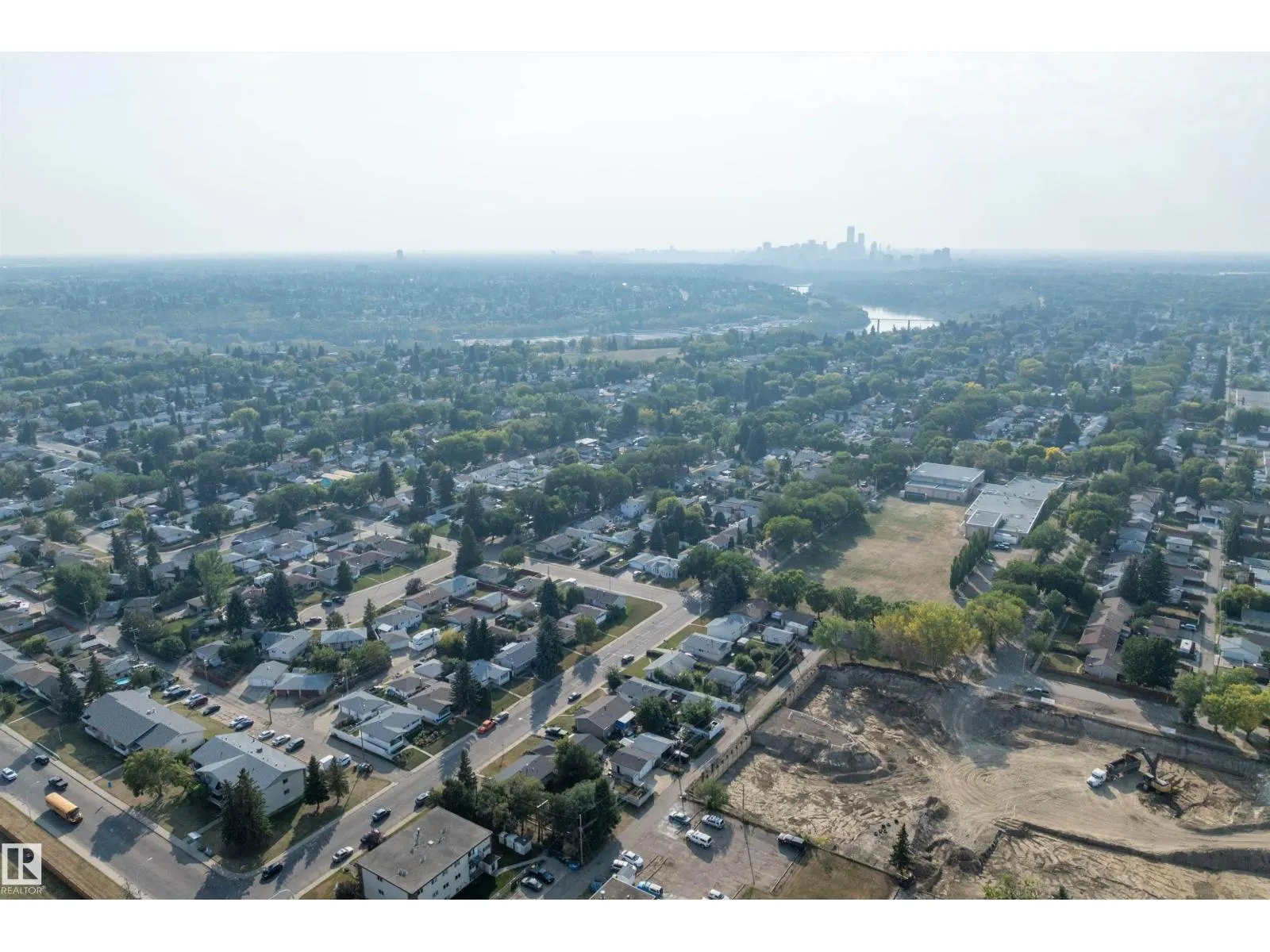 3412 114 AV NW
