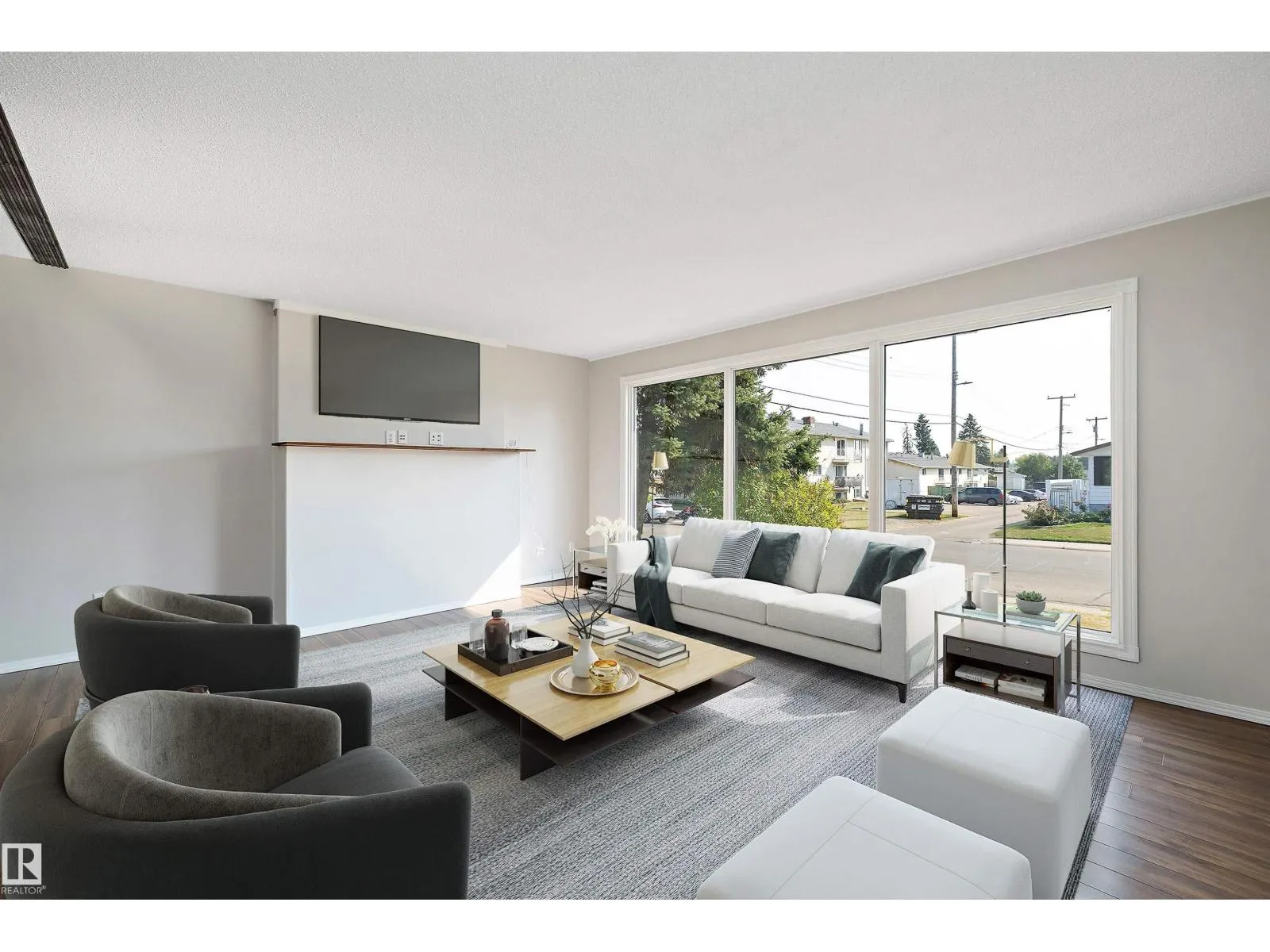 3412 114 AV NW