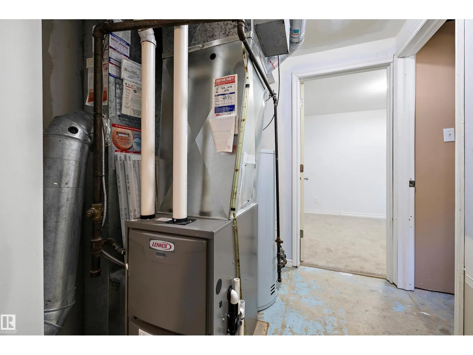 3412 114 AV NW