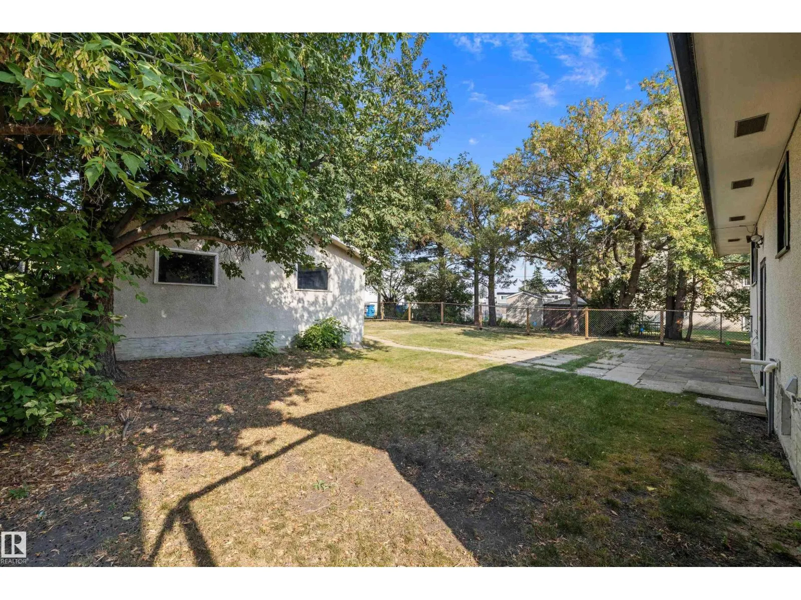 3412 114 AV NW
