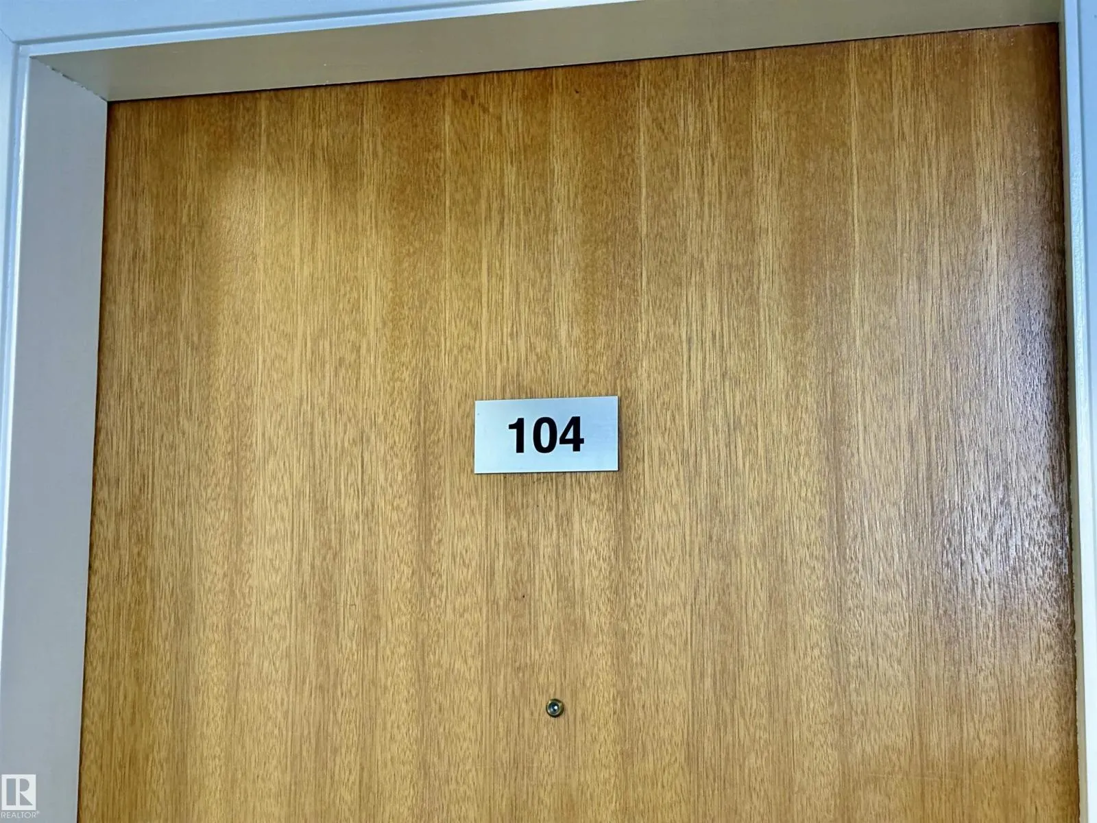 #104 11040 129 ST NW