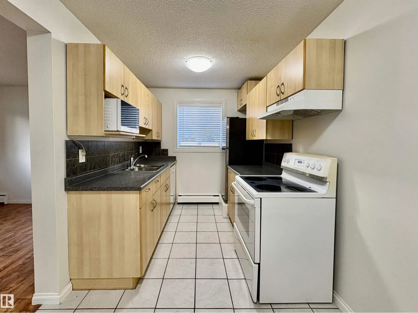 #104 11040 129 ST NW