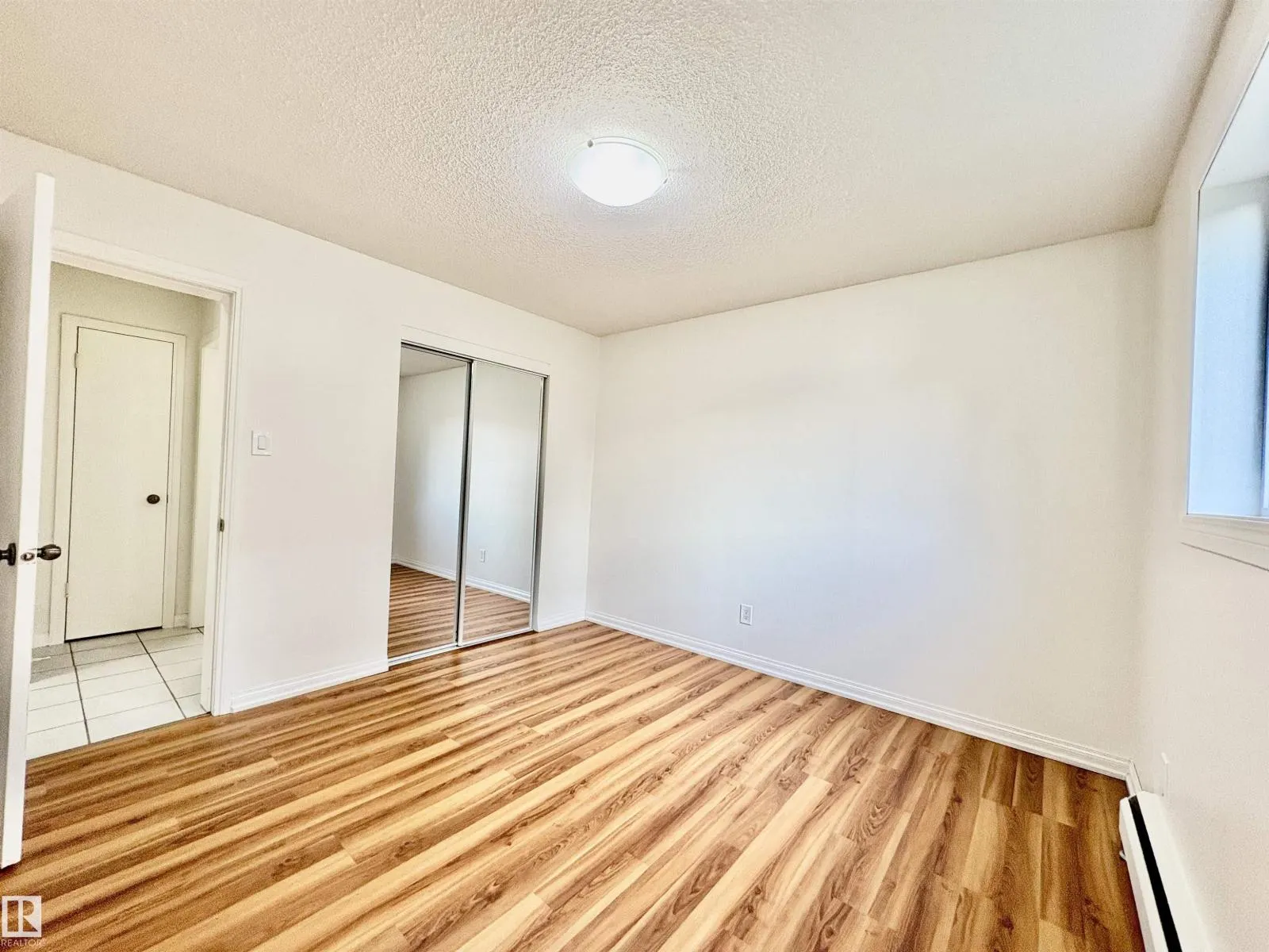 #104 11040 129 ST NW