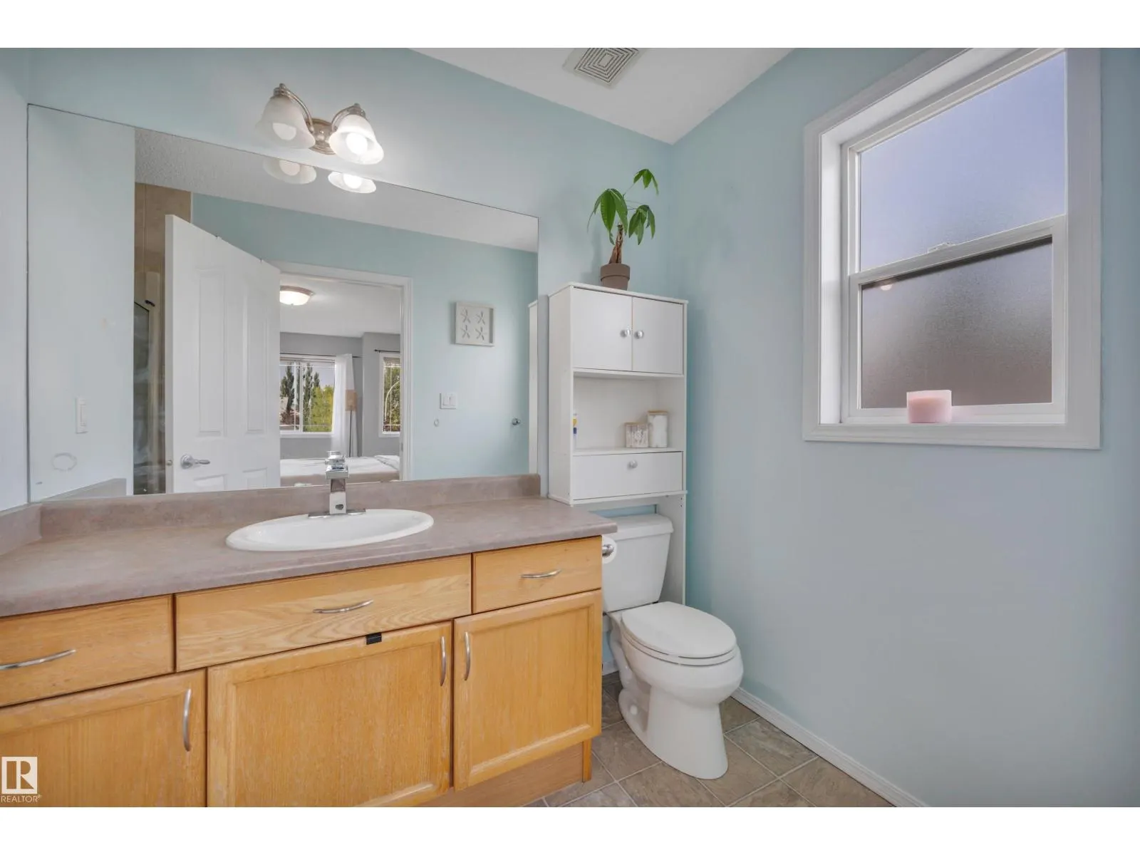 778 HIGHWOOD BV