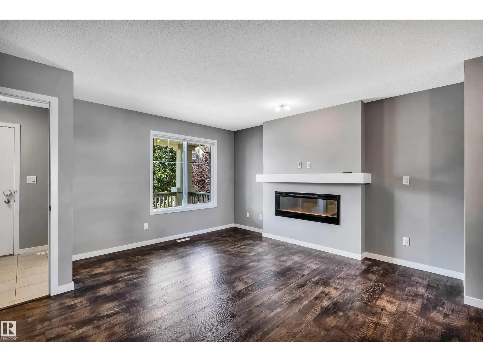 4051 CHAPPELLE GR SW